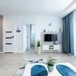 Blue Port Gardenia Apartment *